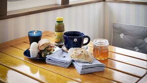 Breakfast area - Hotel M/S Monika (Stockholm)