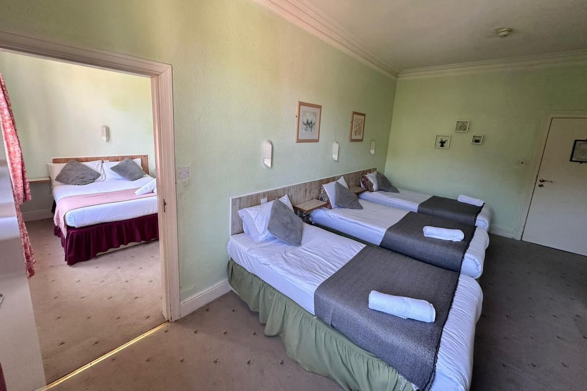 Suite, Ensuite