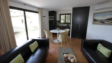 Suite | Living room