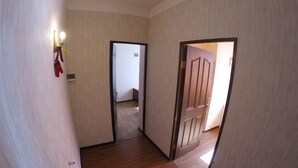 Hallway - Hostel Glide (Yerevan)