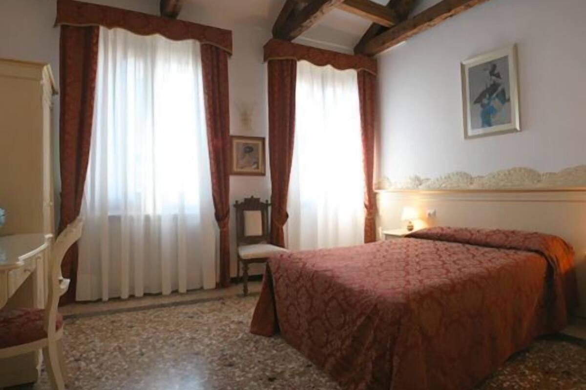 In-room safe, desk, soundproofing, iron/ironing board (on request)