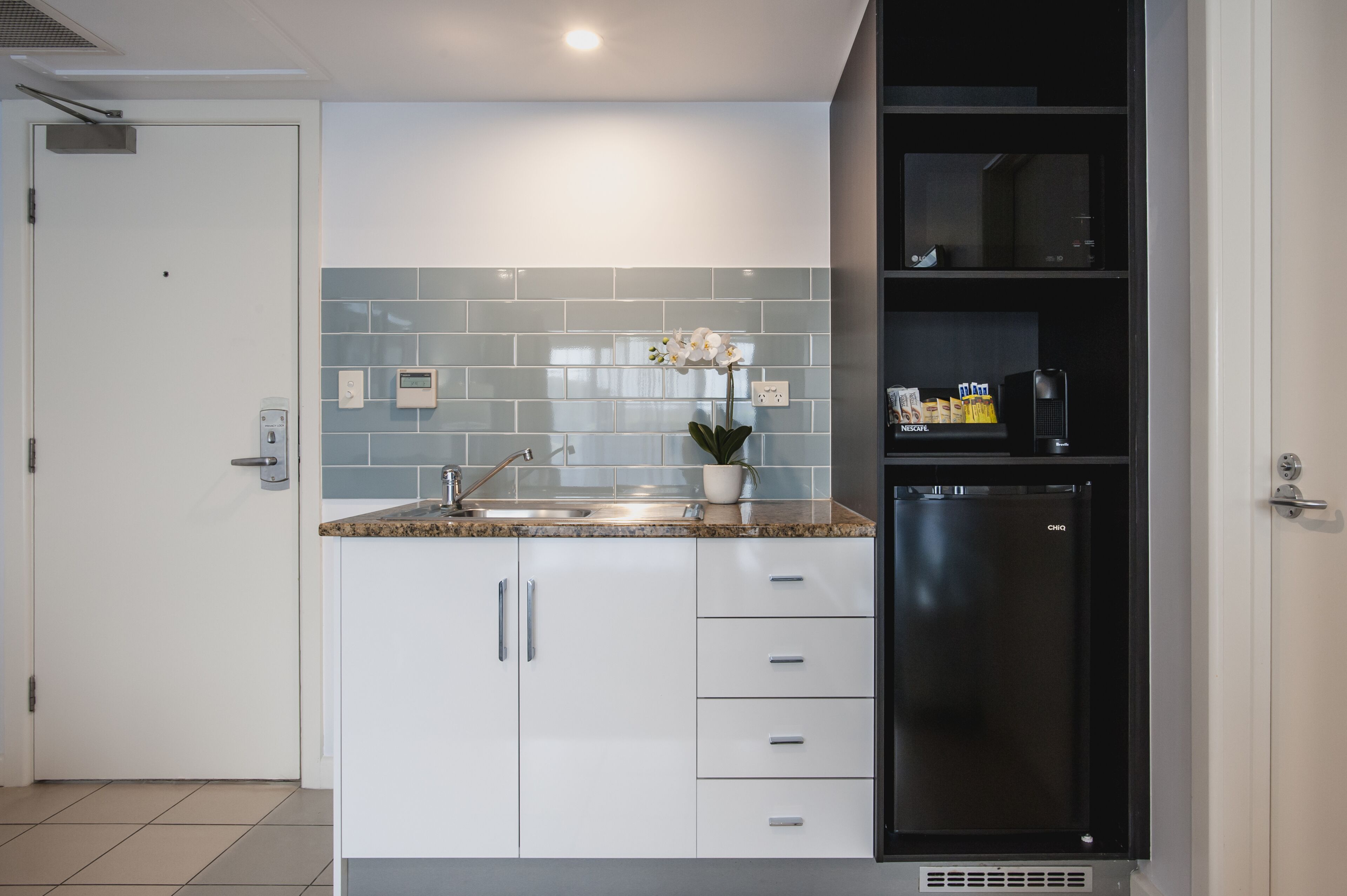 studio queen suites | private kitchenette | microwave, electric kettle