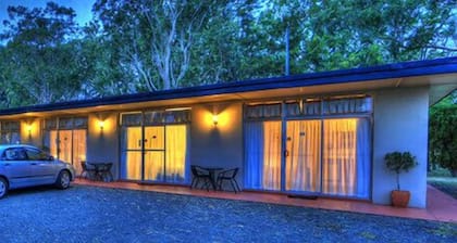 All Seasons Country Lodge