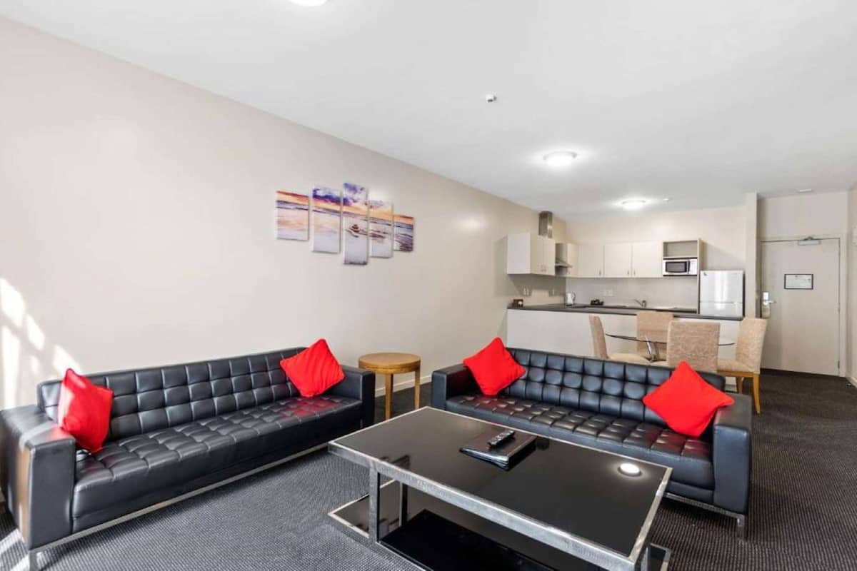 1 bedroom, minibar, in-room safe, individually furnished