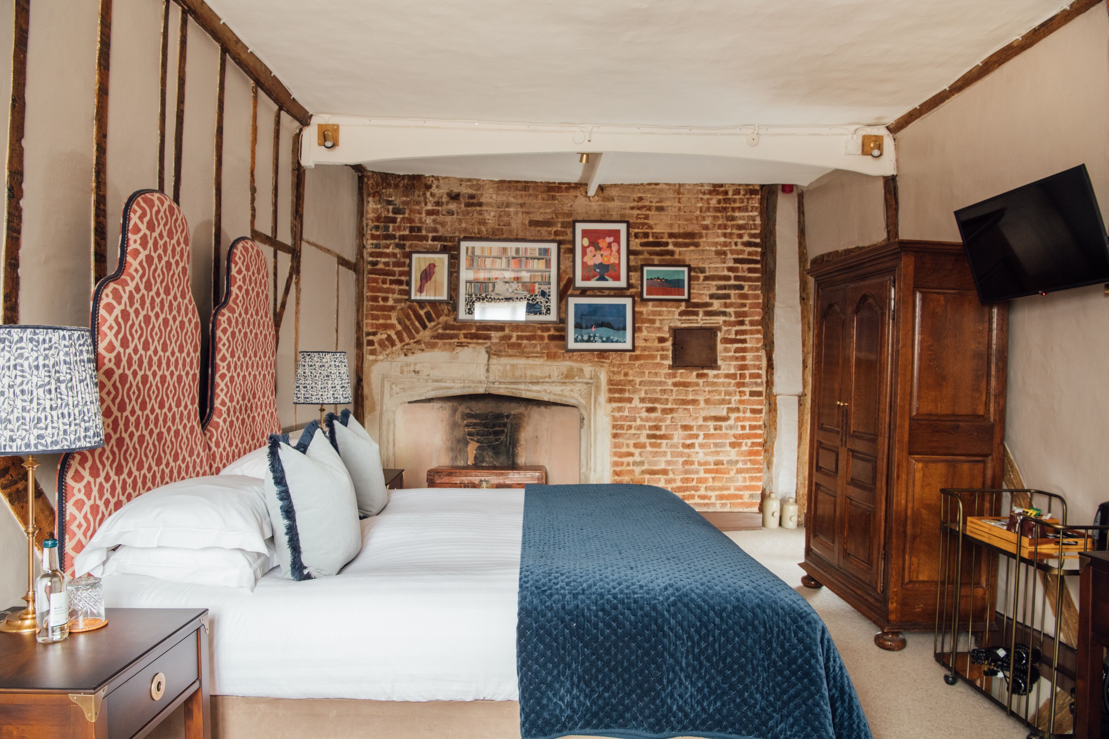 farmhouse classic double room | 1 bedroom, hypo-allergenic bedding, individually decorated