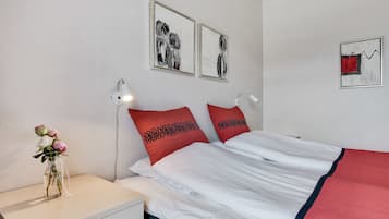 Economy-Doppel- oder -Zweibettzimmer | Schreibtisch, Bügeleisen/Bügelbrett, Babybetten, kostenloses WLAN