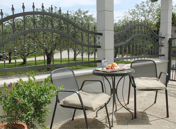 Terrace/patio - Villa Mandolina Apartments (Zadar)