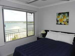 Best View Apartment | Iron/ironing board, free WiFi, bed sheets
