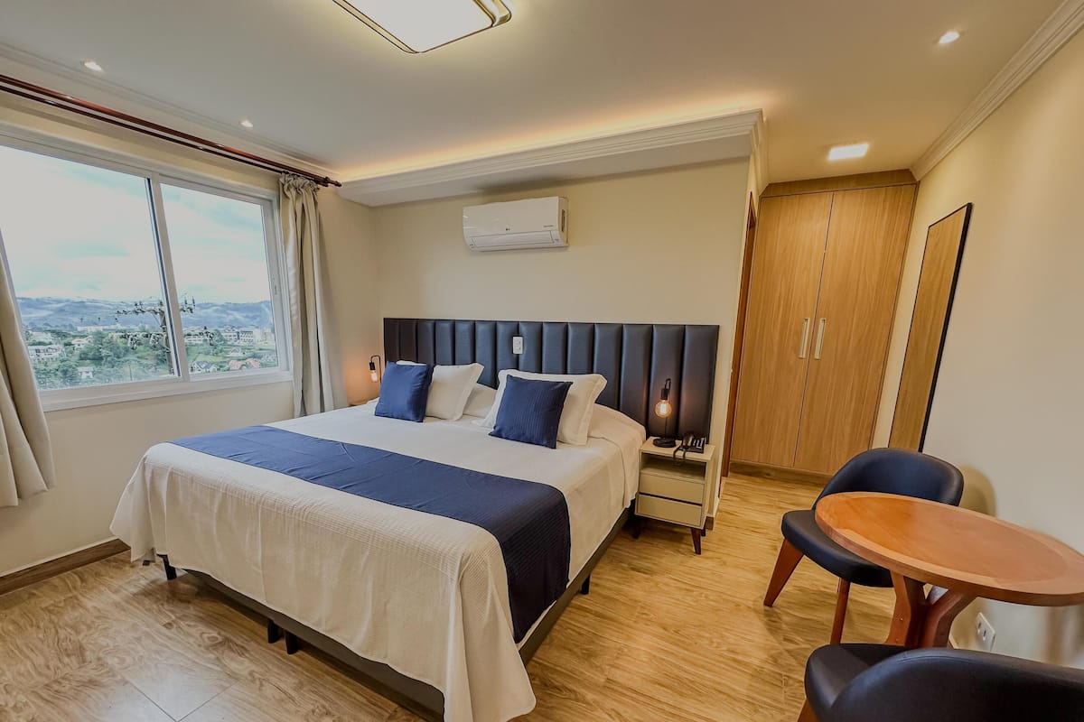 Minibar, individuell inredning, unika möbler och gratis wi-fi