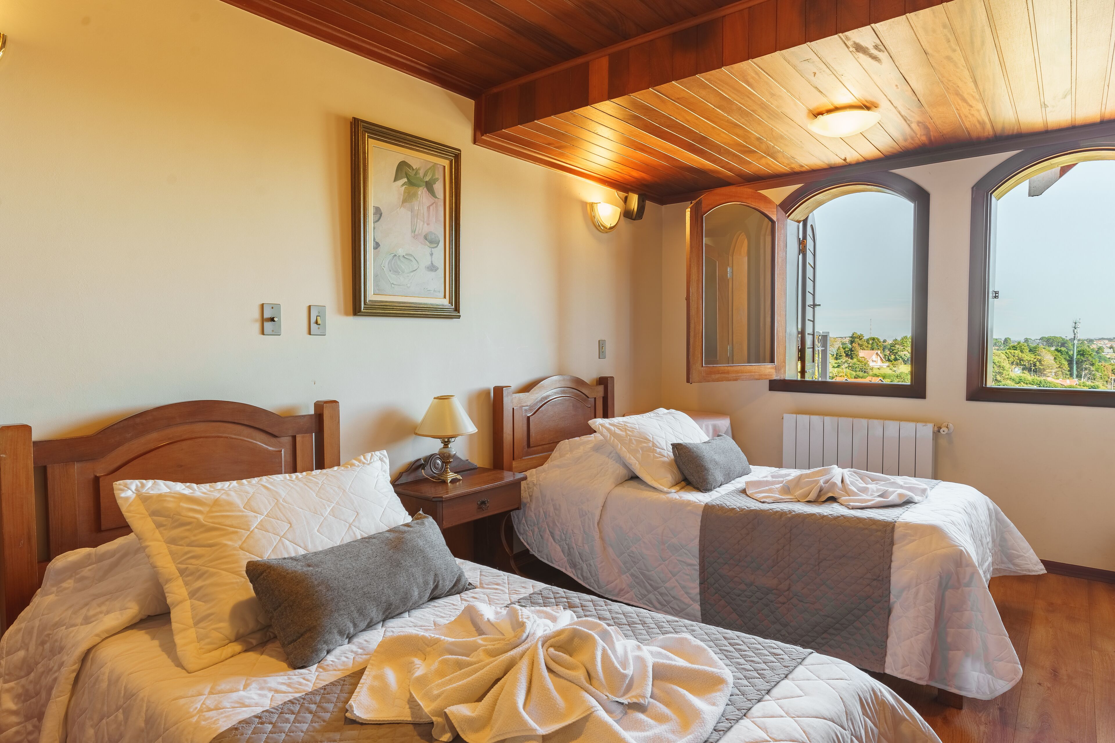 family apartment, 2 bedrooms, connecting rooms | minibar, individually decorated, individually furnished, free wifi