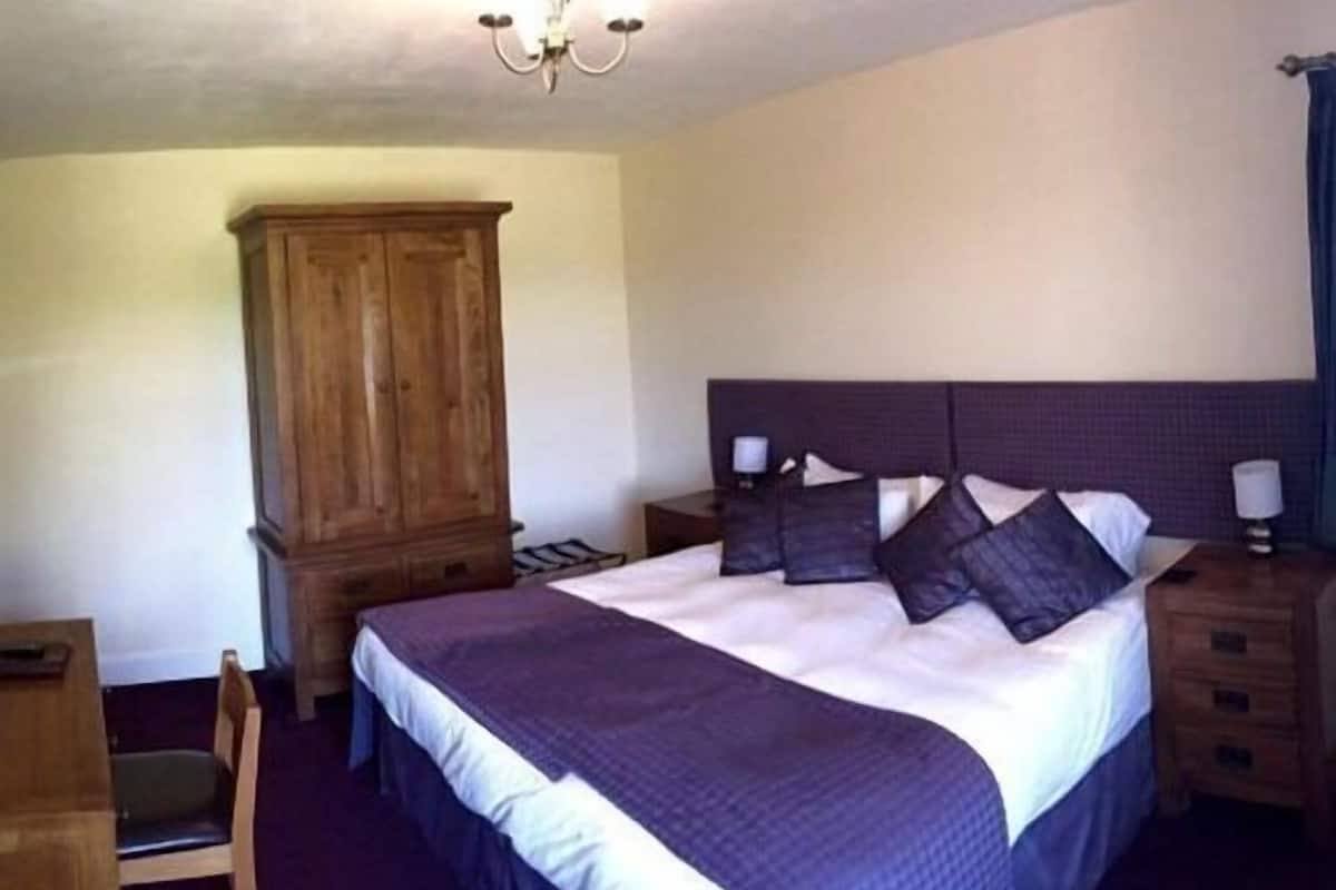 Luxury Double or Twin Room, Ensuite