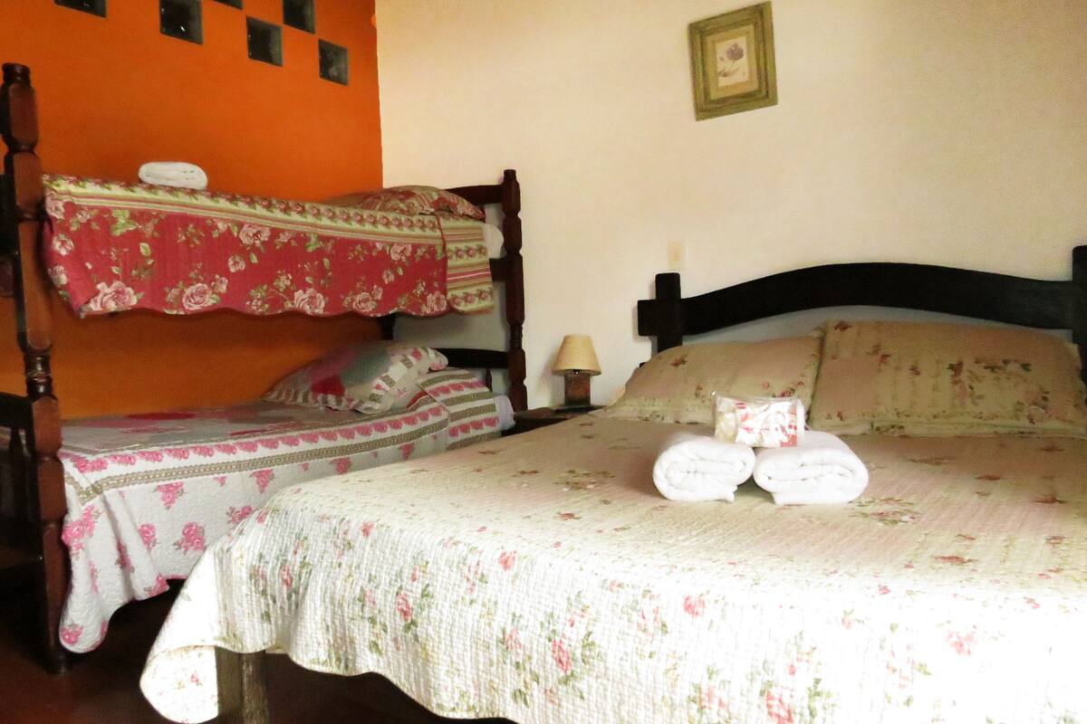 Wifi gratis y ropa de cama