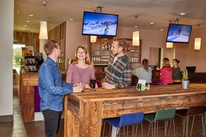 Bar (on property) - Explorer Hotel Montafon (Gaschurn)