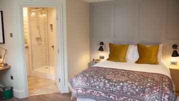 Standard Double Room, Accessible, Ensuite (Stable)