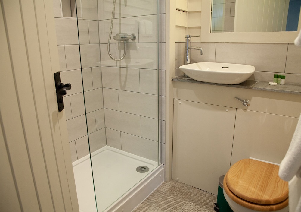 The Kings Arms by null