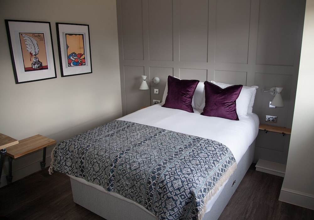 The Kings Arms by null