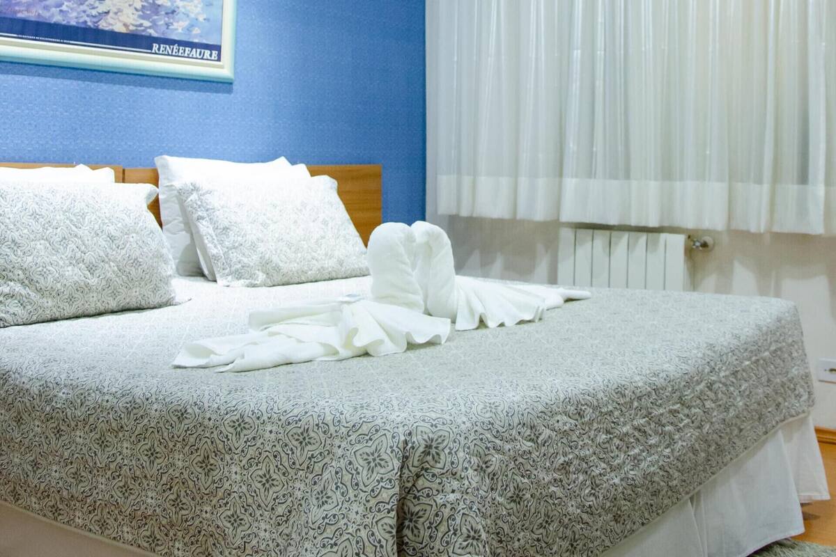 Literie hypoallergénique, couette en duvet d'oie, matelas Select Comfort