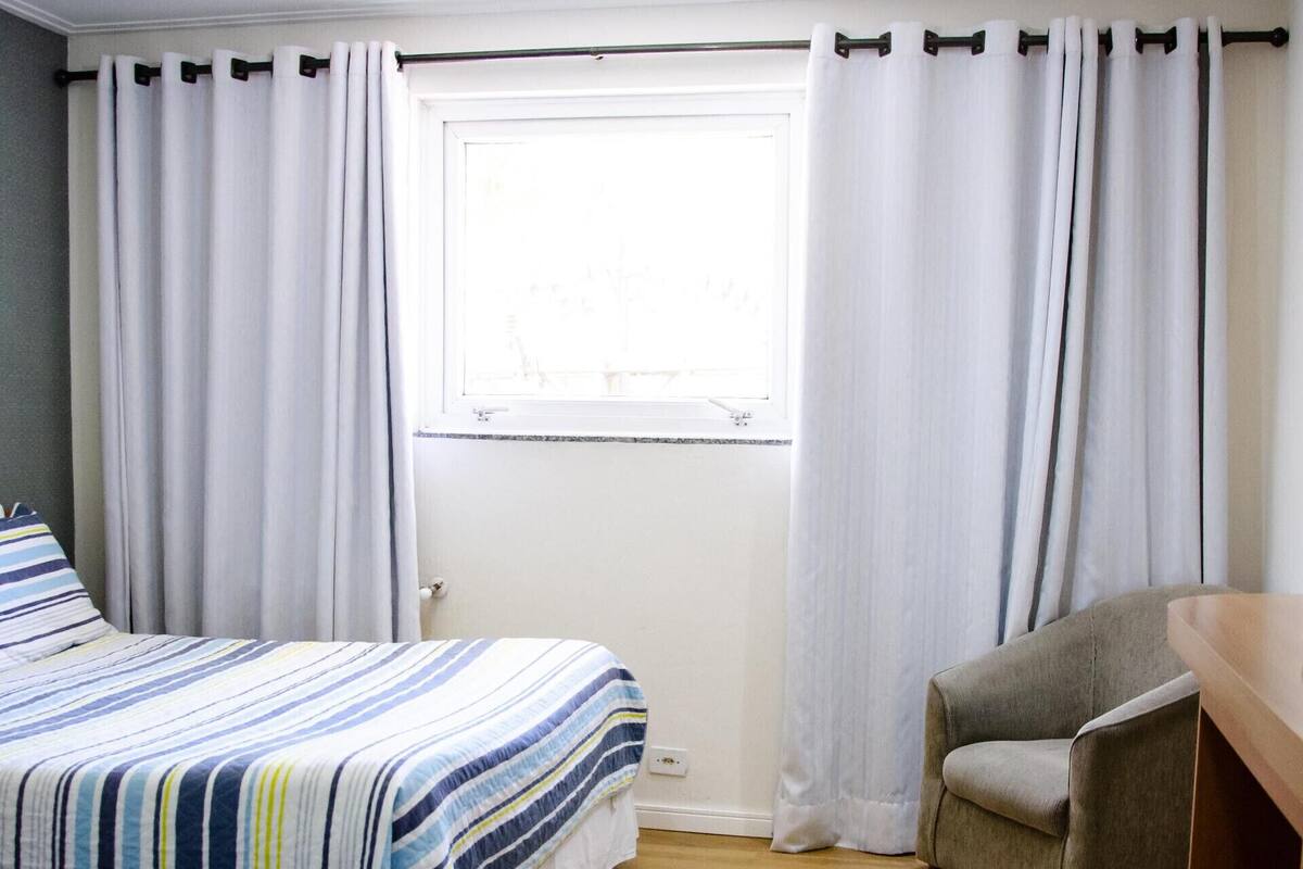 Literie hypoallergénique, couette en duvet d'oie, matelas Select Comfort