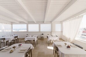 Daily continental breakfast for a fee - Giovì Relais (Polignano a Mare)
