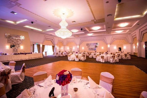 Indoor wedding
