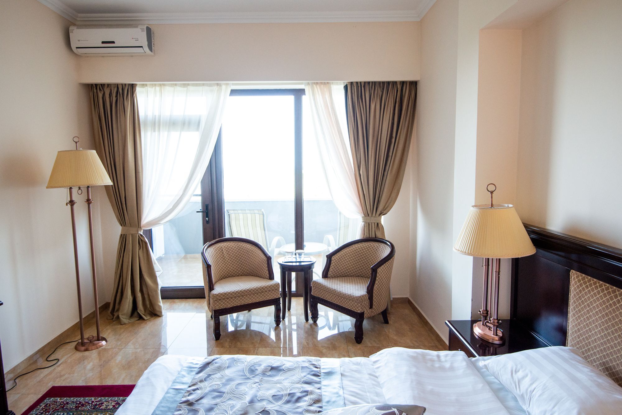 Minibar, in-room safe, desk, soundproofing