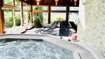 室內 Spa 池