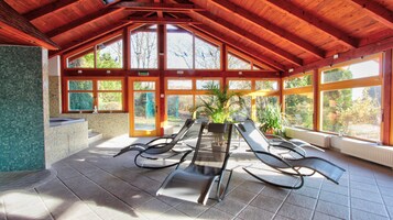 桑拿、热水浴缸