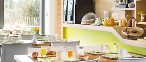 Daily buffet breakfast (EUR 12 per person)