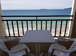 Superior Room, Sea View | In-room safe, soundproofing, WiFi, bed sheets - Palm Beach Apart Hotel (Florianópolis)