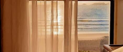 Caja de seguridad en la habitación, sistema de insonorización y wifi