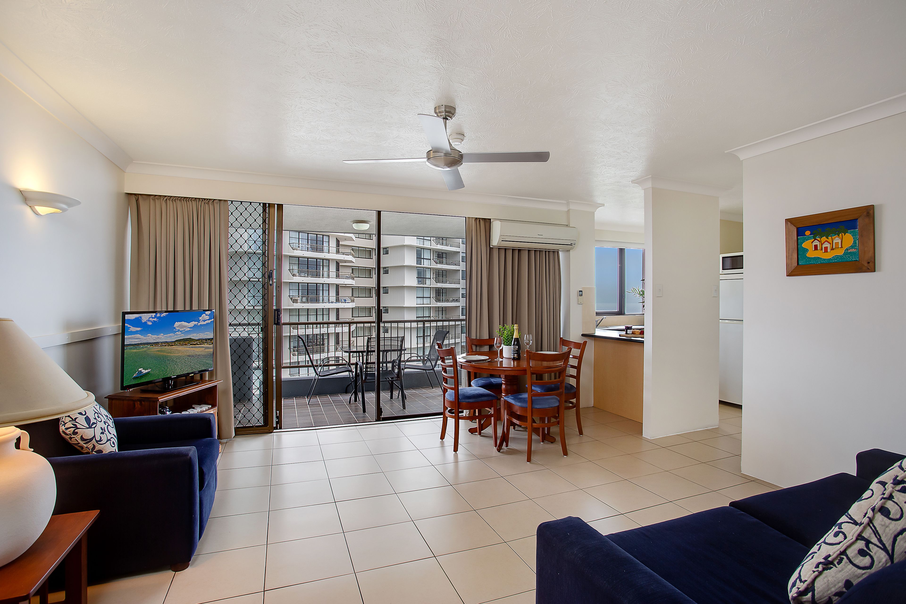 Pacific Resort Broadbeach — image 12