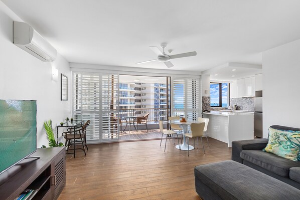 Superior Apartment, 1 Bedroom | Living area | 26-inch TV with digital channels - Pacific Resort Broadbeach (Broadbeach)