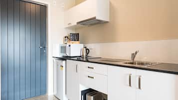 Blue Dolphin Block Superior Studio, 2 Queen Beds | Private kitchenette | Mini-fridge, microwave, coffee/tea maker, toaster