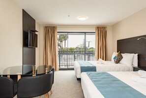 高级开间, 2 张大床 (Blue Dolphin Block) | 客房景观