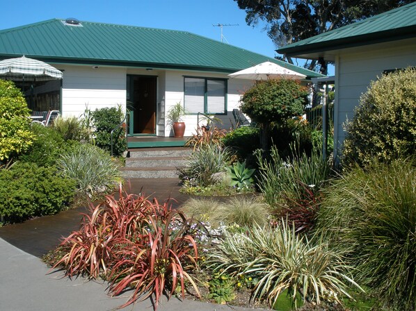 The Guestroom | Property grounds