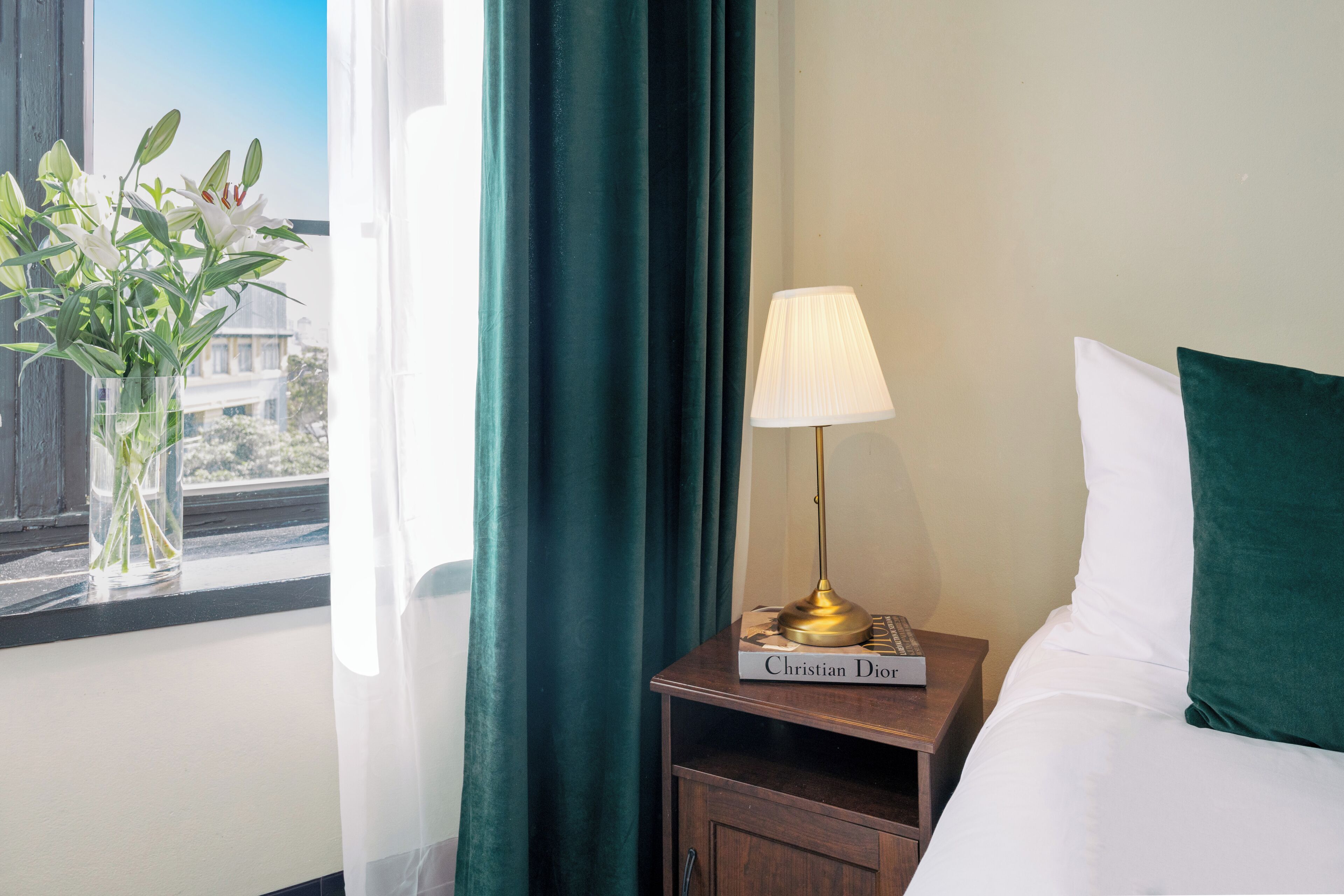 standard window room | premium bedding, pillow-top beds, iron/ironing board, free wifi