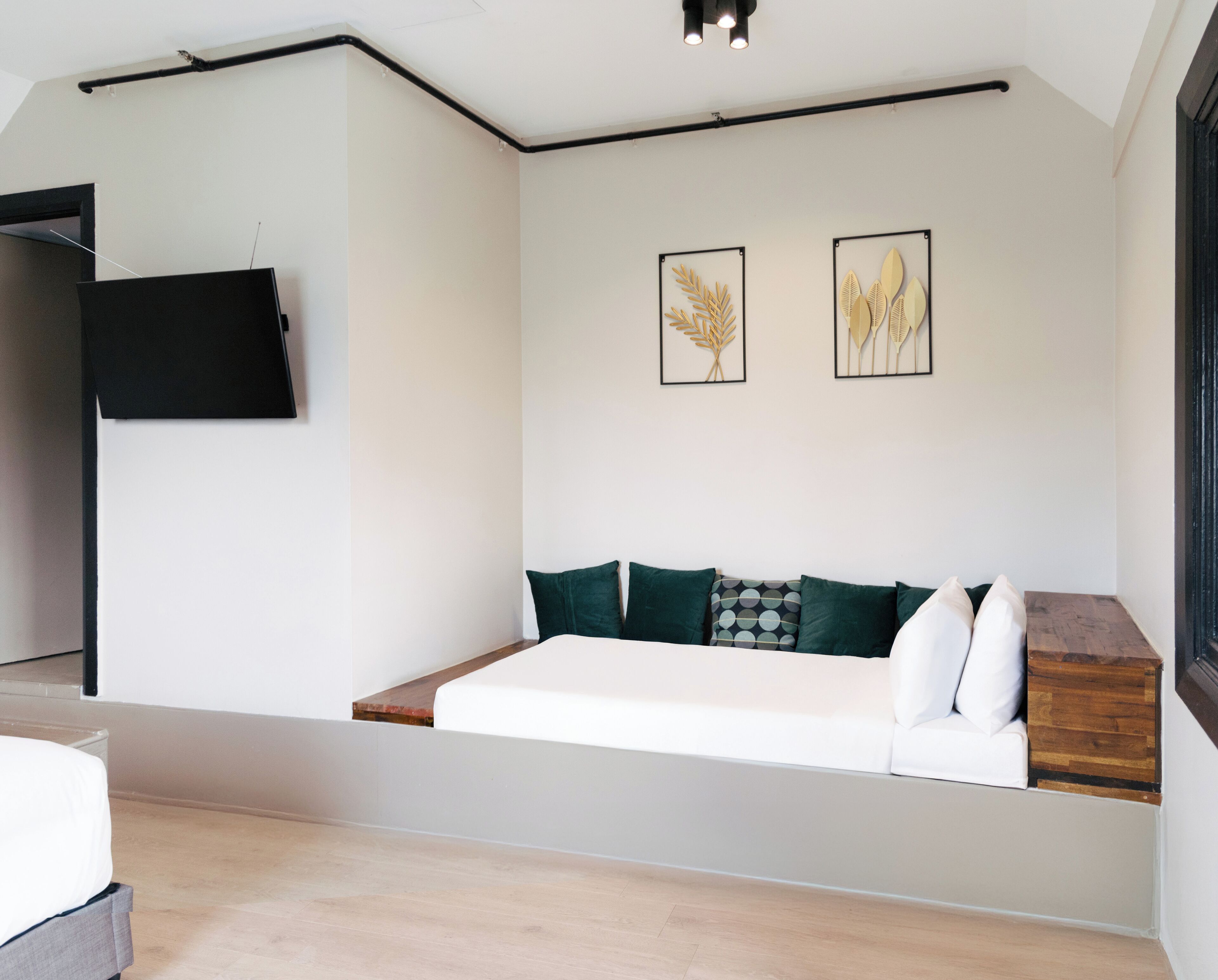 Exclusive-Zimmer (Terrace with Harbour Bridge View) | Hochwertige Bettwaren, Pillowtop-Betten, Bügeleisen/Bügelbrett