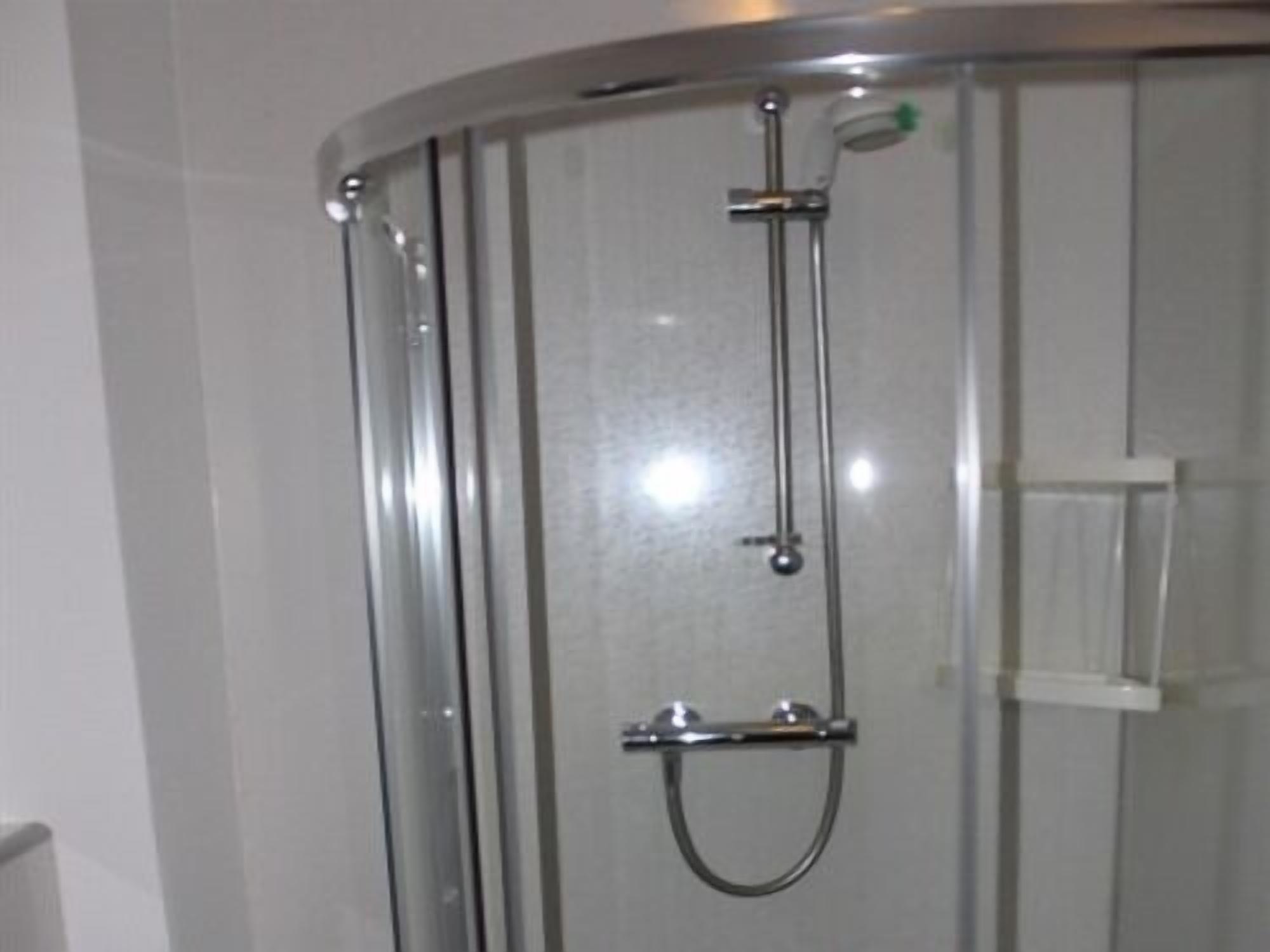 Standard Twin Room, Ensuite | Bathroom