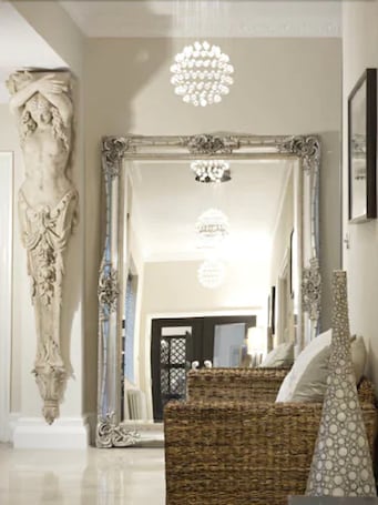 Interior. Windfalls Boutique Hotel