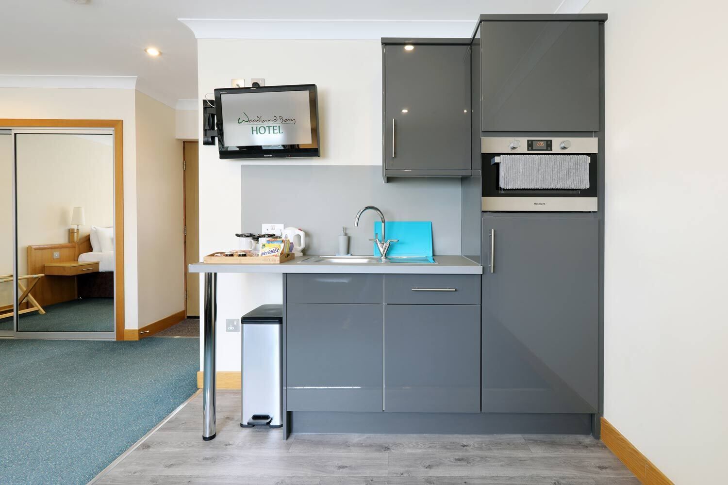 hypo-allergenic bedding, in-room safe, desk, laptop workspace