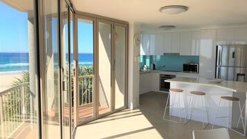 Three Bedroom Apartment Beachfront | Beach/ocean view