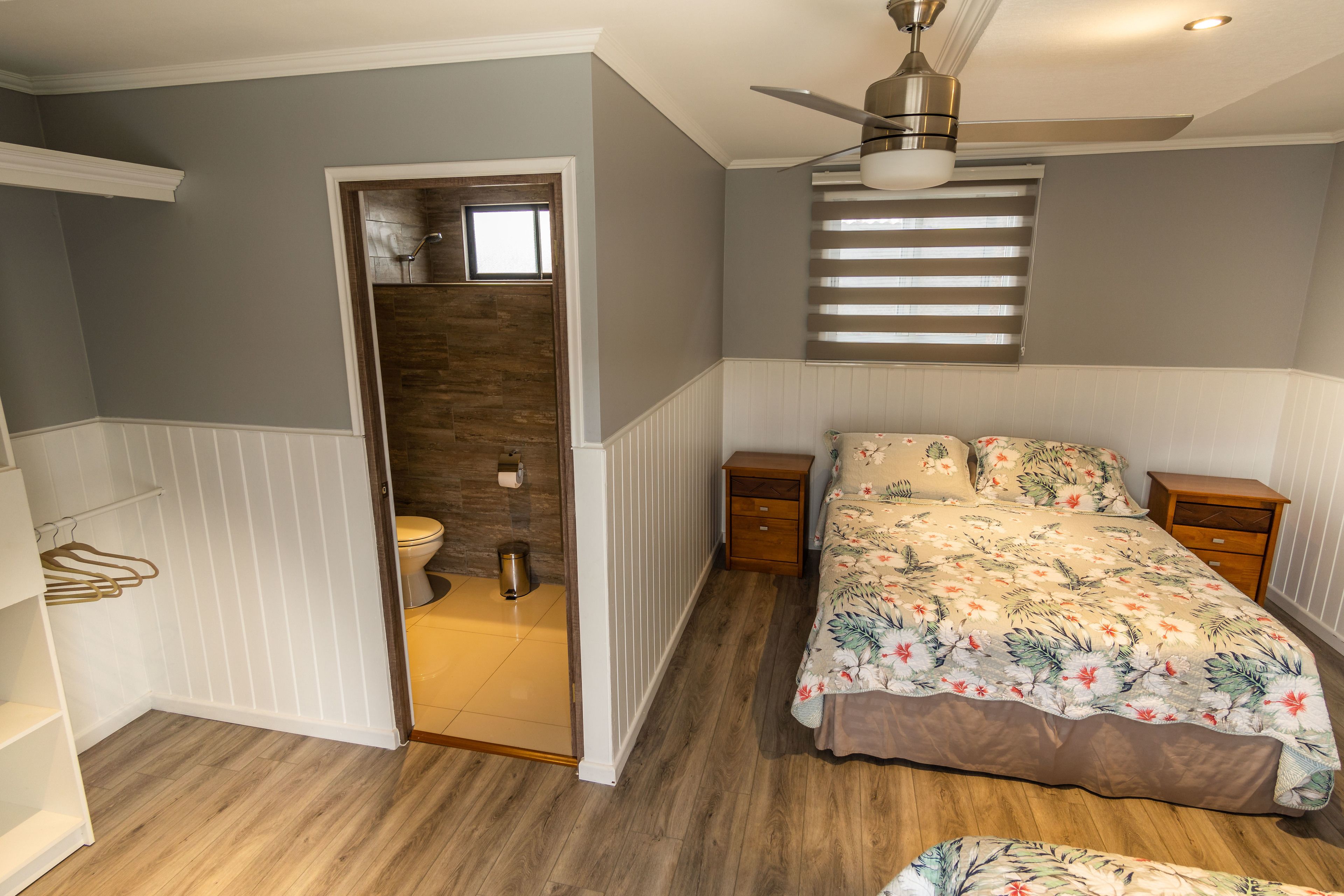 1 bedroom, premium bedding, memory-foam beds, minibar