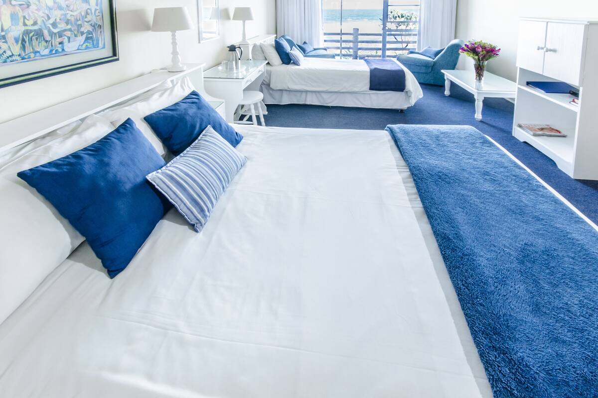 Select Comfort beds, in-room safe, individually decorated