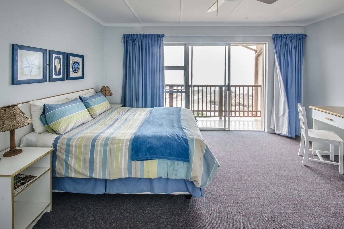 Classic Cabin | Select Comfort beds, in-room safe, individually decorated