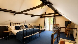 Superior Double Room, Ensuite - The George and Dragon Inn (Sudbury)