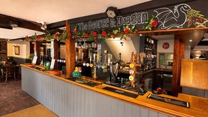 Bar (on property) - The George and Dragon Inn (Sudbury)
