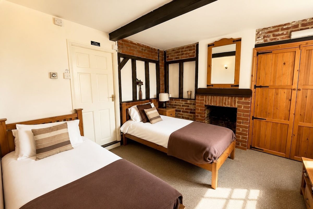 Chambre Standard avec lits jumeaux, salle de bains attenante