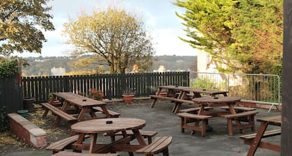 The Menai Hotel and Bar