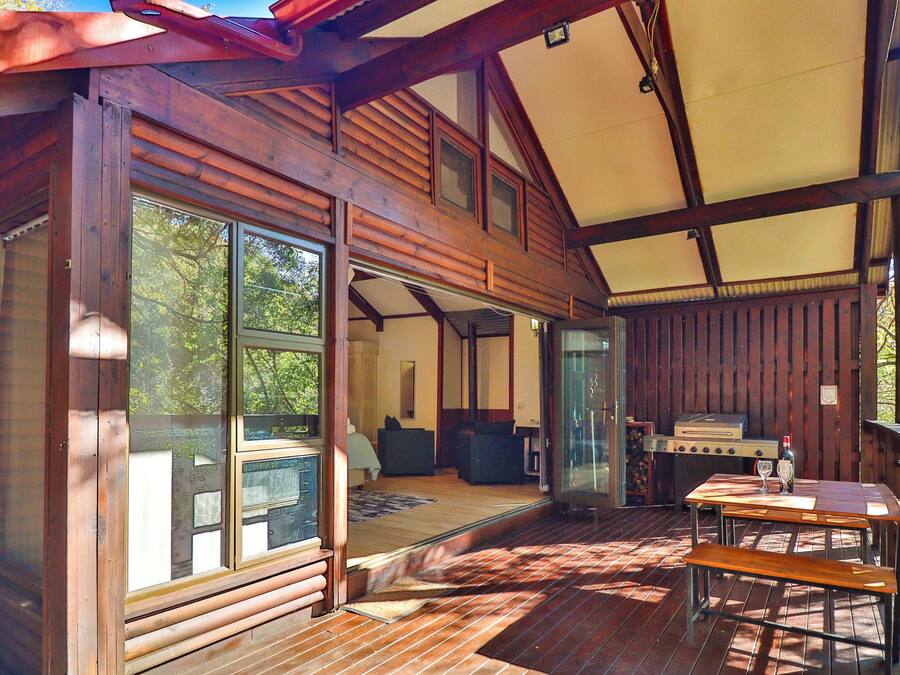 Luxury Cabin (1) | Terrace/patio