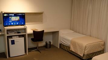 Kahden hengen luksushuone (yksi tai kaksi sänkyä) | Oleskelualue | Televisio